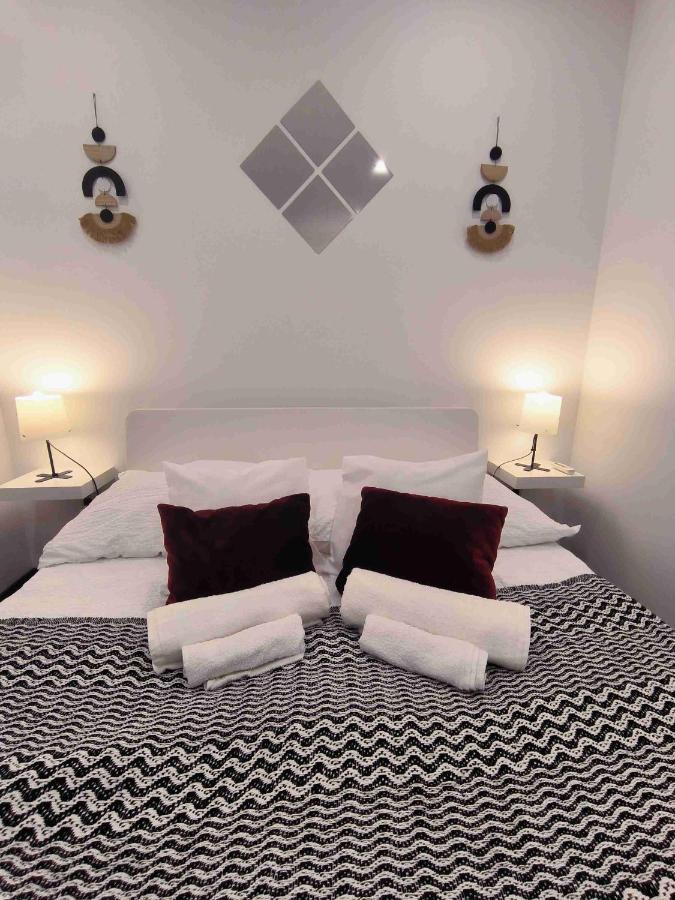Baky House Apartment Balatonlelle Bagian luar foto