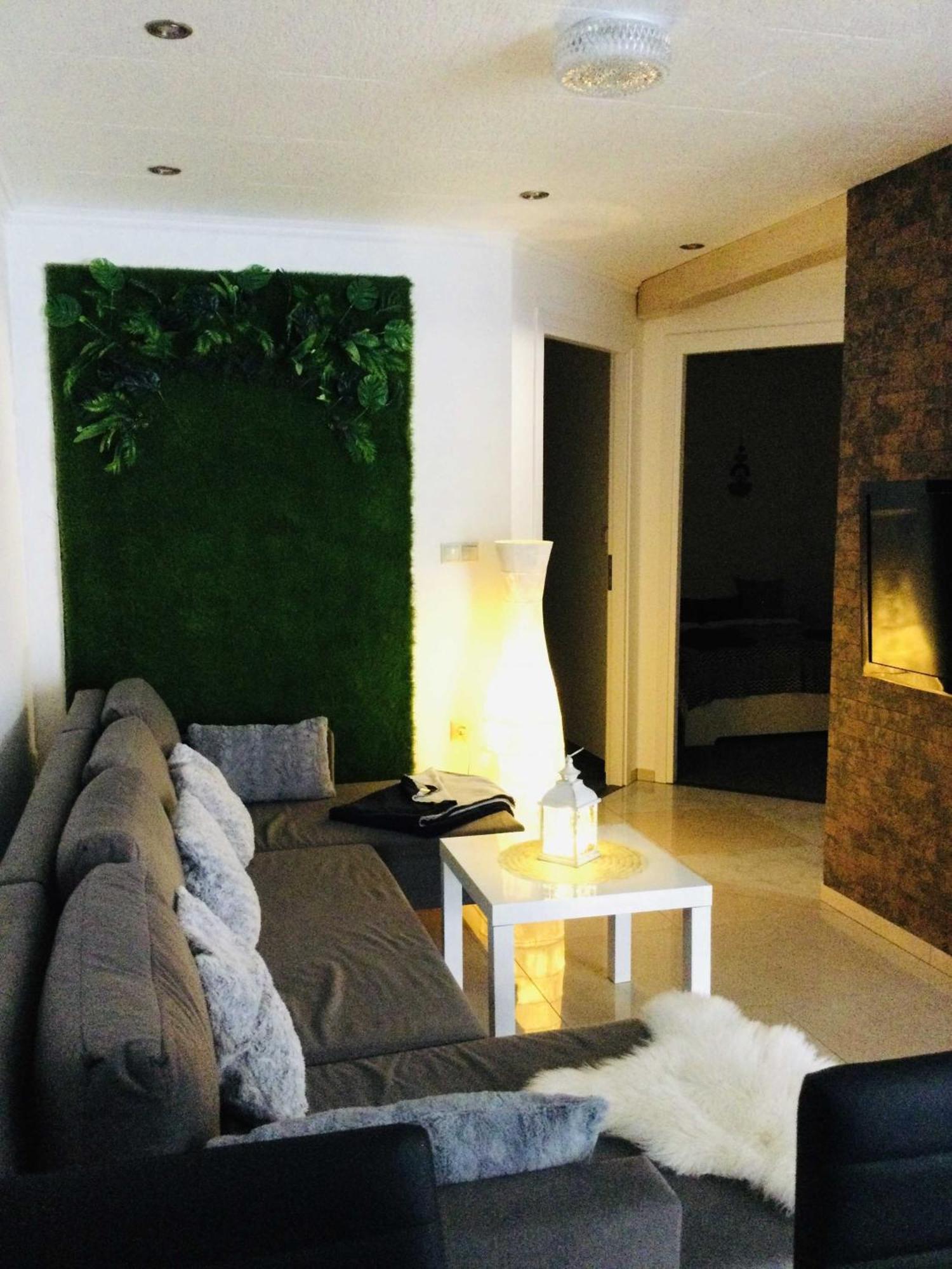 Baky House Apartment Balatonlelle Bagian luar foto