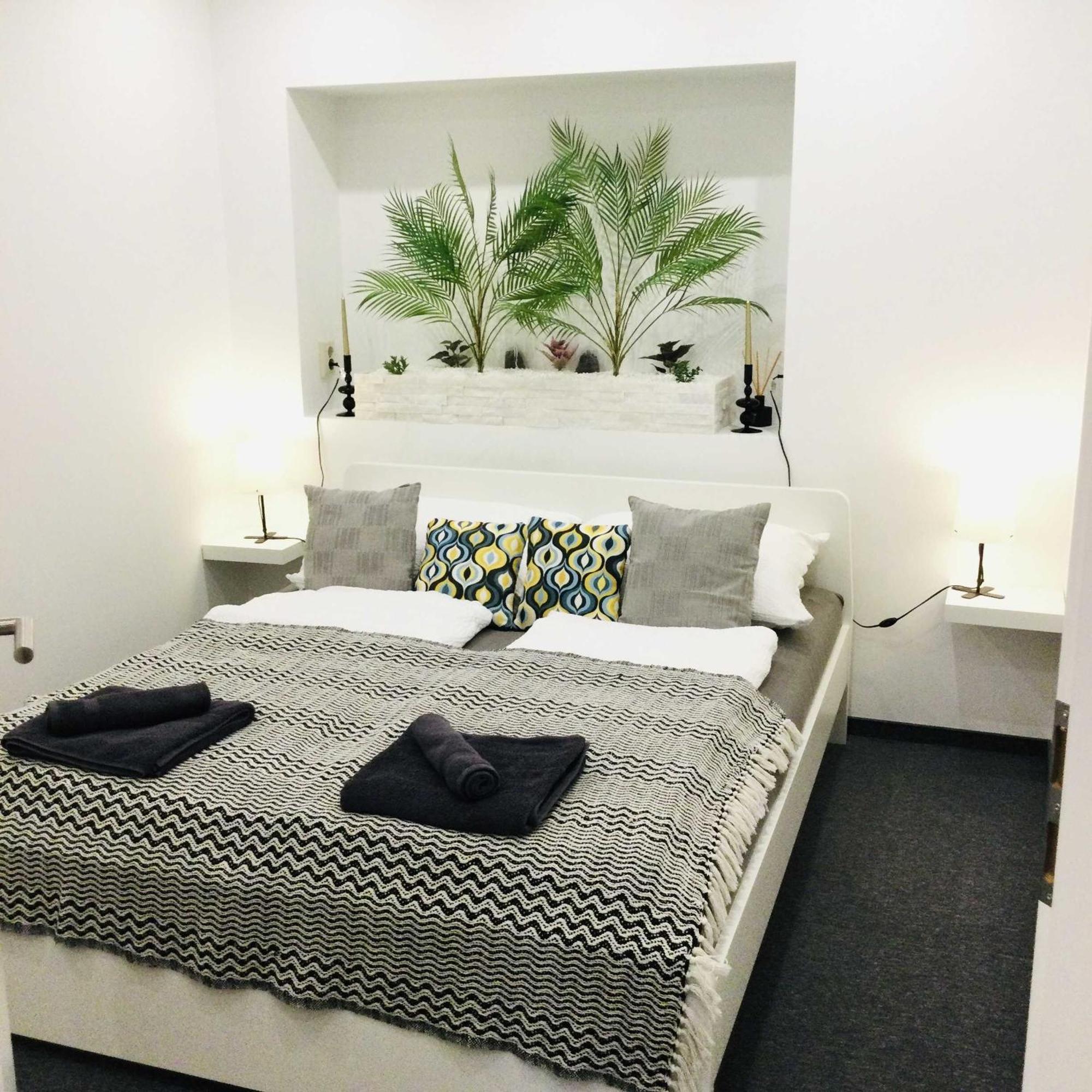 Baky House Apartment Balatonlelle Bagian luar foto
